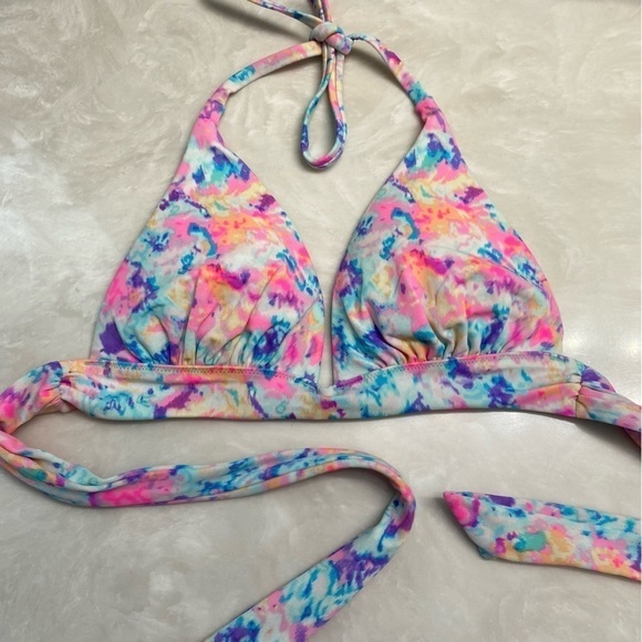 Victoria’s Secret Push-Up Plunge Bikini Top Small - Picture 8 of 8